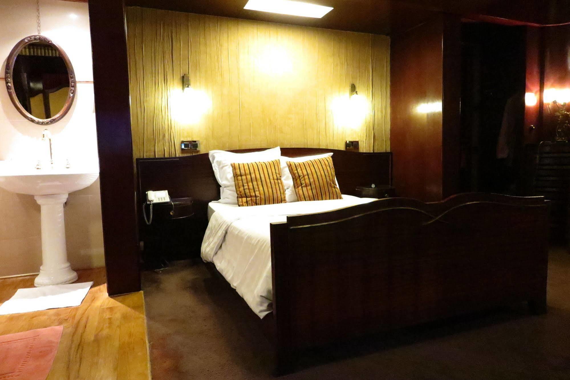 Hotel Esperance Brüksel Dış mekan fotoğraf
